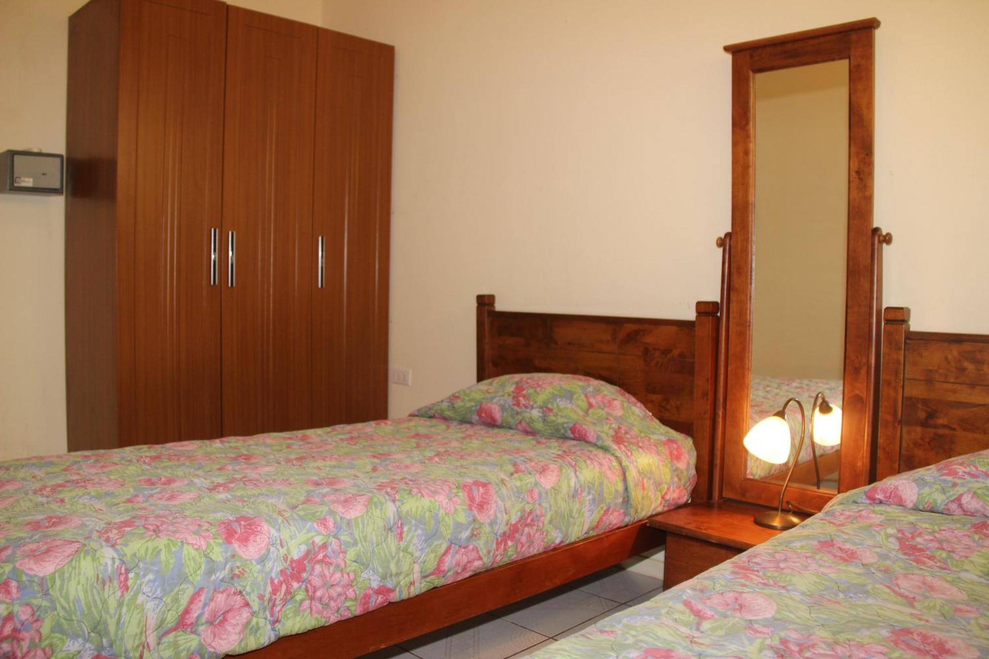 Camacuri Apartments โอรันเยสตัด ห้อง รูปภาพ