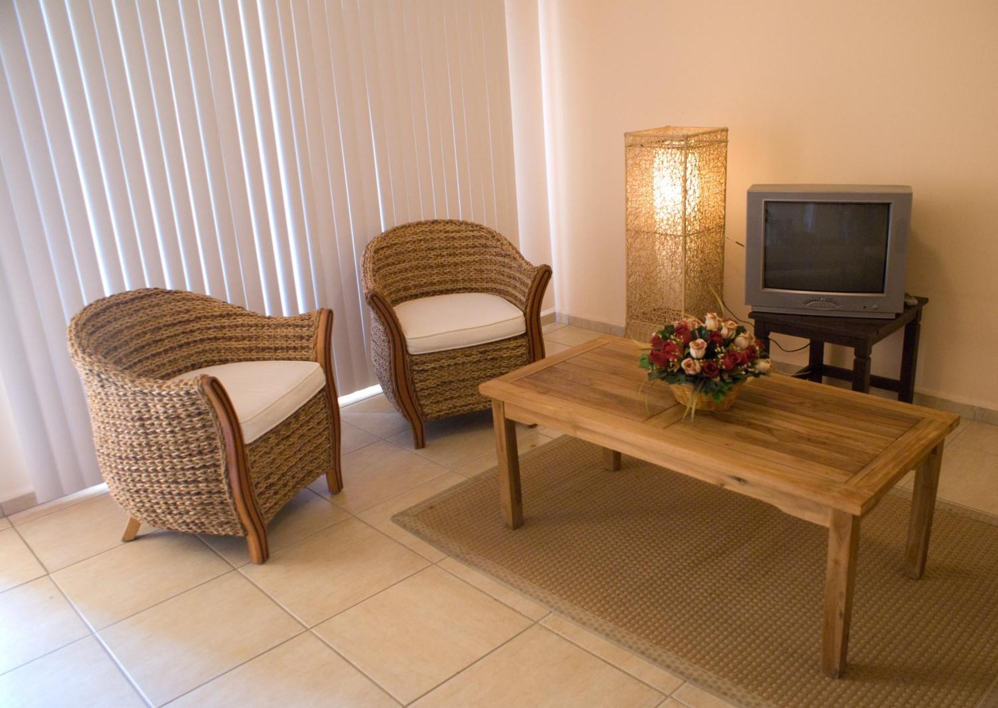 Camacuri Apartments โอรันเยสตัด ห้อง รูปภาพ