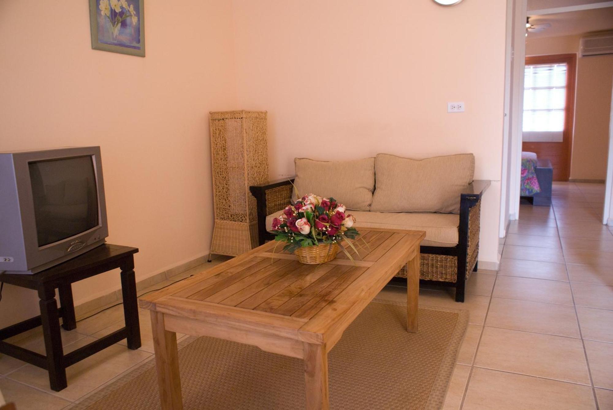 Camacuri Apartments โอรันเยสตัด ห้อง รูปภาพ